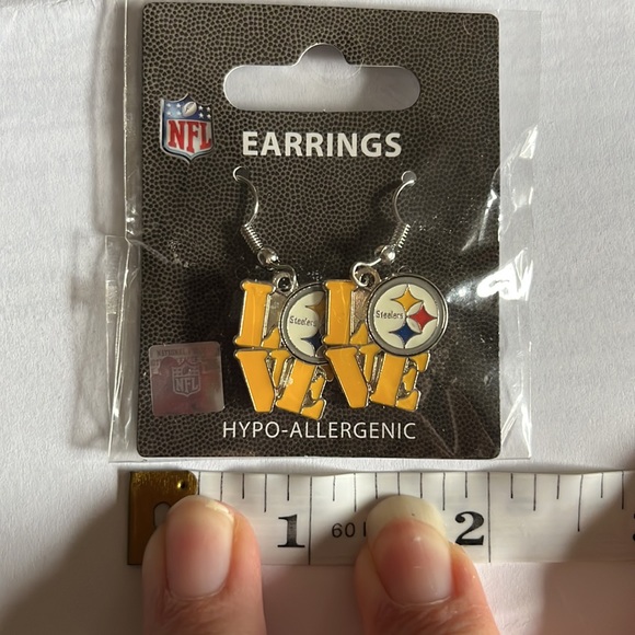 NIB NFL OFFICIAL STEELERS Earrings - Picture 4 of 4